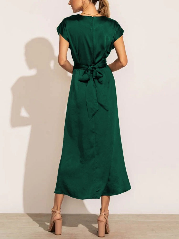 Quinlan | Elegantes Midikleid aus Satin