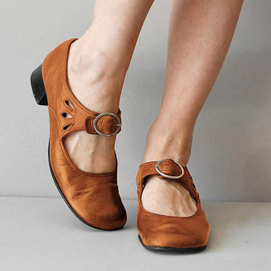 Beatrice | Keilsandalen aus leder mit orthopädische schnalle