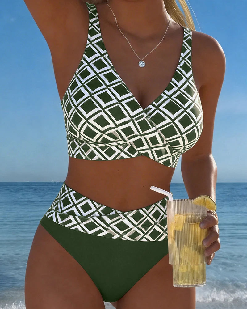 Martina Bikini in Grün mit weißem Karomuster
