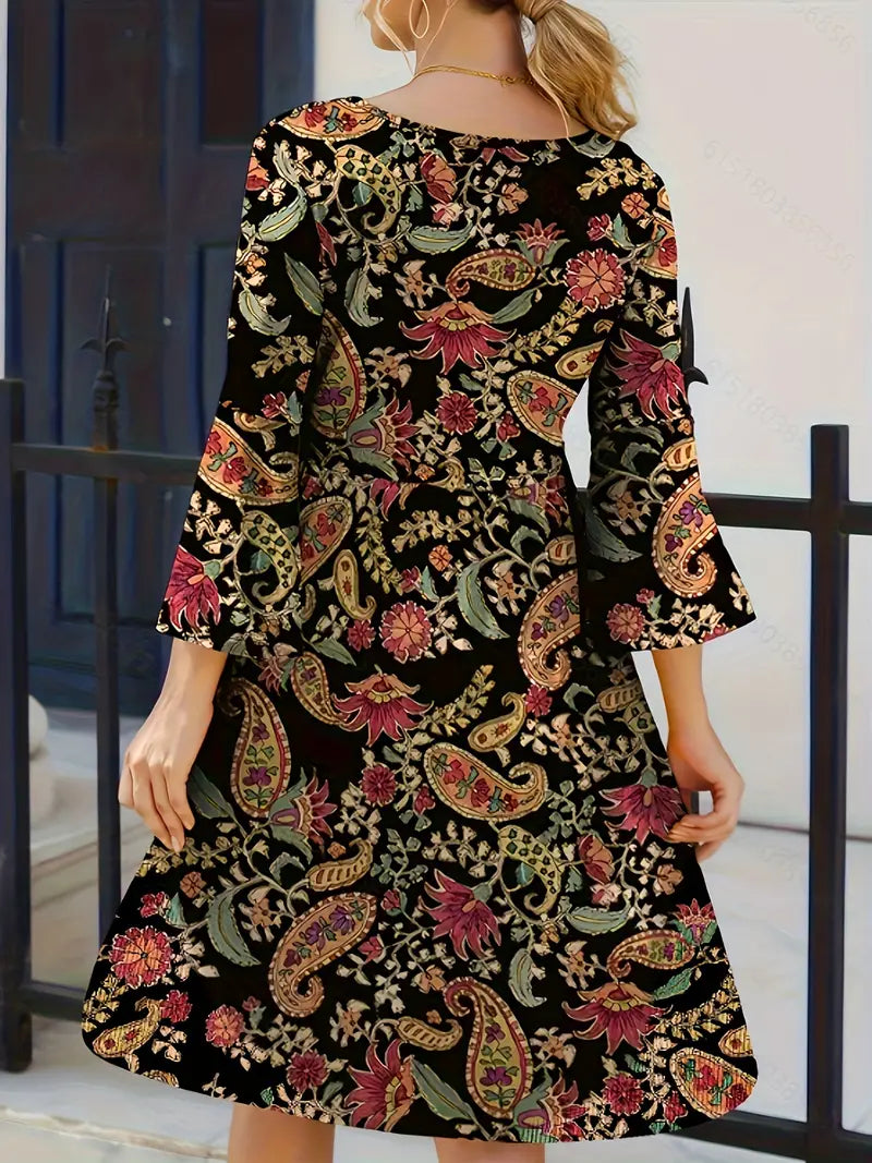 Joelle - Knielanges Kleid mit Rundhalsausschnitt aus leichtem Stretch
