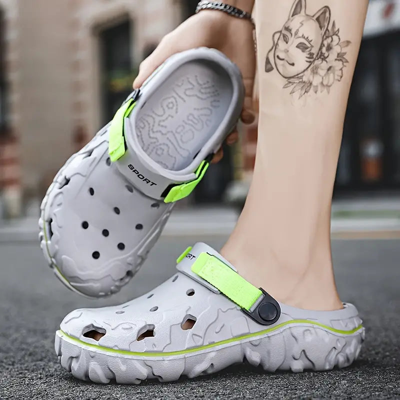 Helene | Bequeme, rutschfeste, weiche Sohle, feste Farbe, hohle Clogs