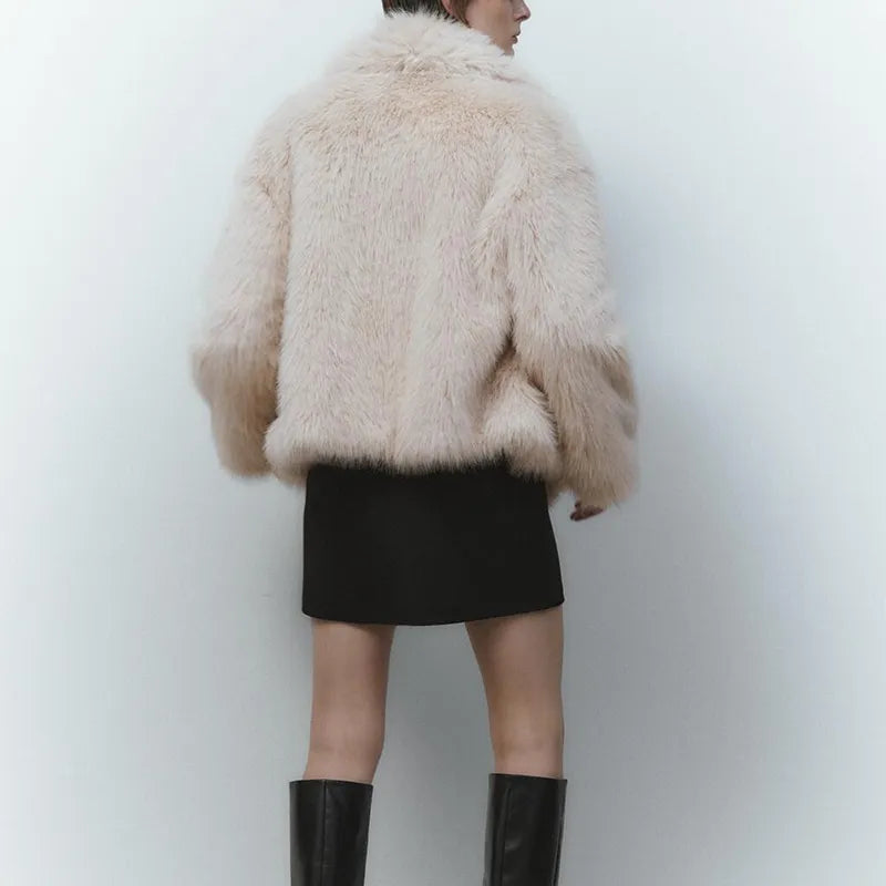 Rosalia | Cappotto in pelliccia per donne con un'elegante presenza