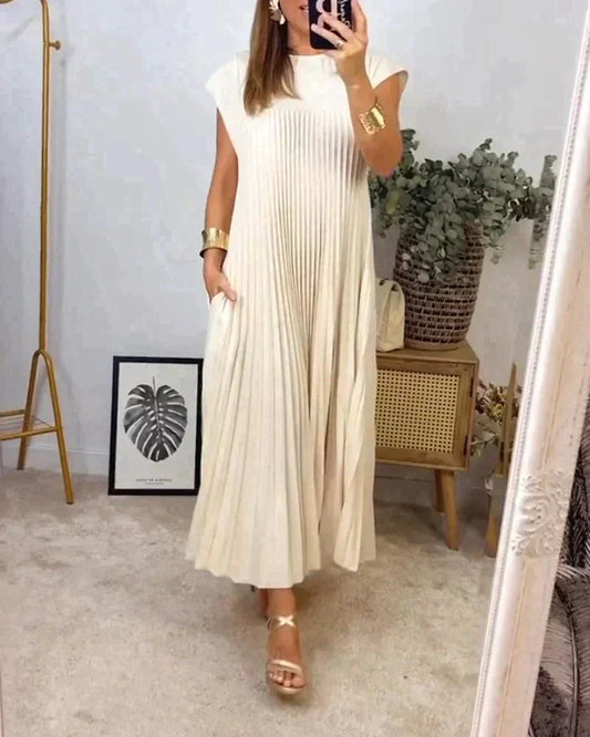 Sheria | Elegant Pleated Kleid
