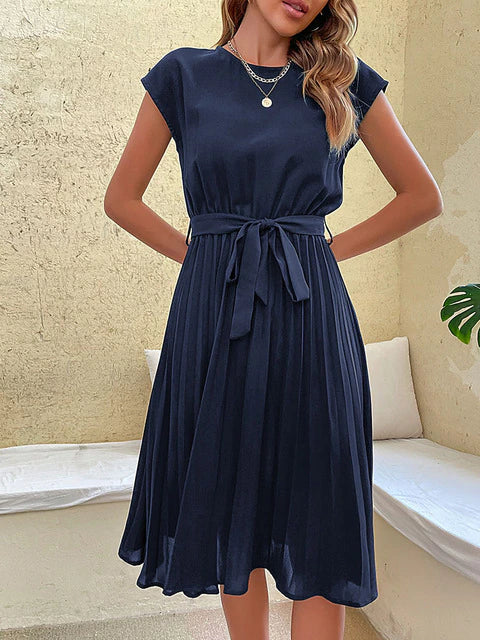 Klara  | Kurzärmeliges plissiertes lässiges Minikleid für den Sommer