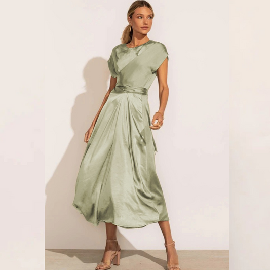 Quinlan  |  Elegantes Midikleid aus Satin