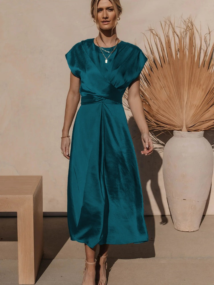 Quinlan  |  Elegantes Midikleid aus Satin