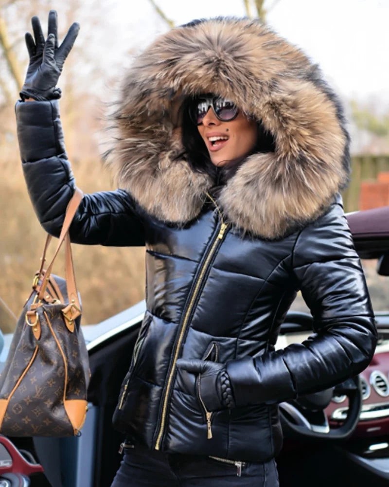 Damen Winterjacke | Puffer Design | Warm gefüttert mit Kunstpelzkapuze