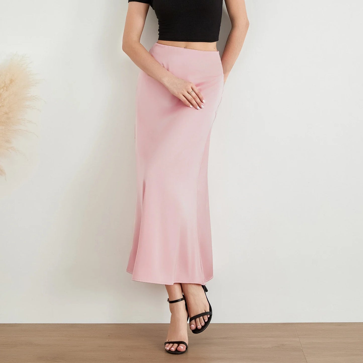 Elysia | Mode Langer glänzender Satin-Rock