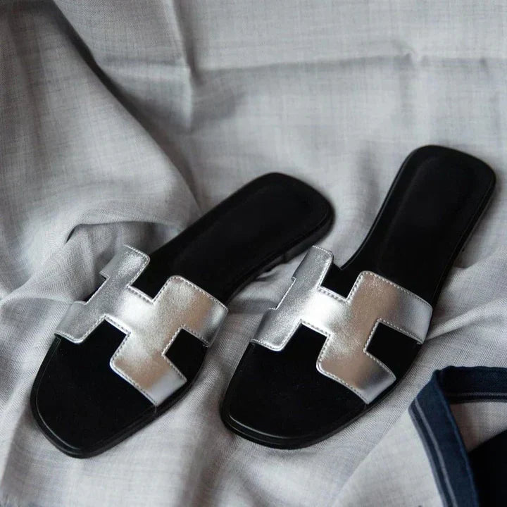 Celene | Luxuriöse Flache Sandale | Unisex